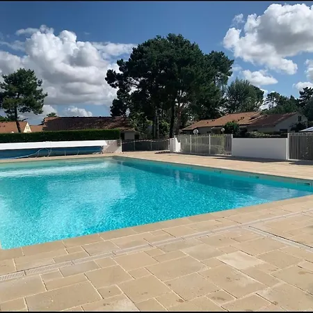 בית נופש La Kozy - Maison Moderne, Mer, Foret, Piscine - Wifi