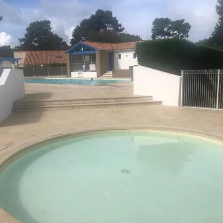 Semesterbostad La Kozy - Maison Moderne, Mer, Foret, Piscine - Wifi *